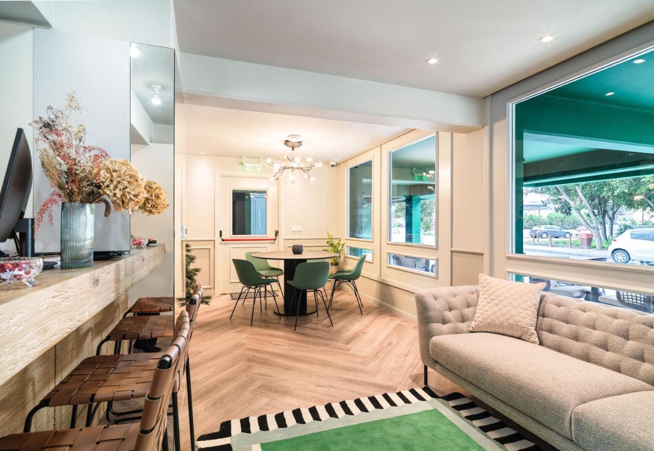 Liv The City Suites Adults Only Larnaca Luaran gambar