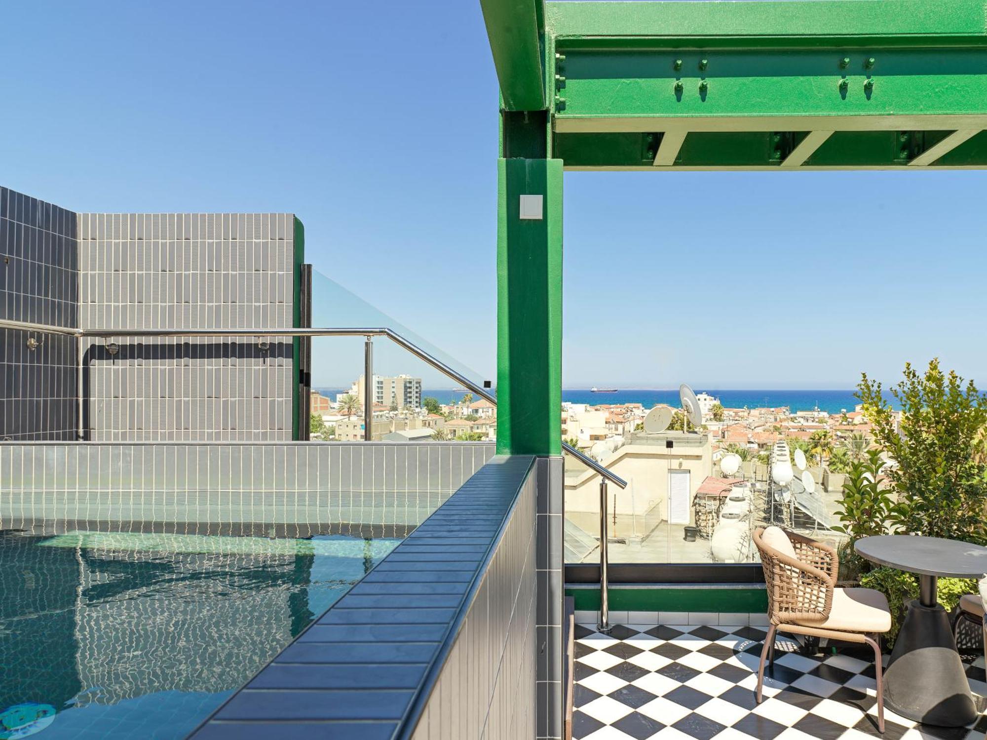 Liv The City Suites Adults Only Larnaca Luaran gambar